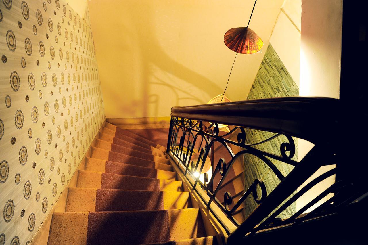 Queen Homestay Хюэ Экстерьер фото