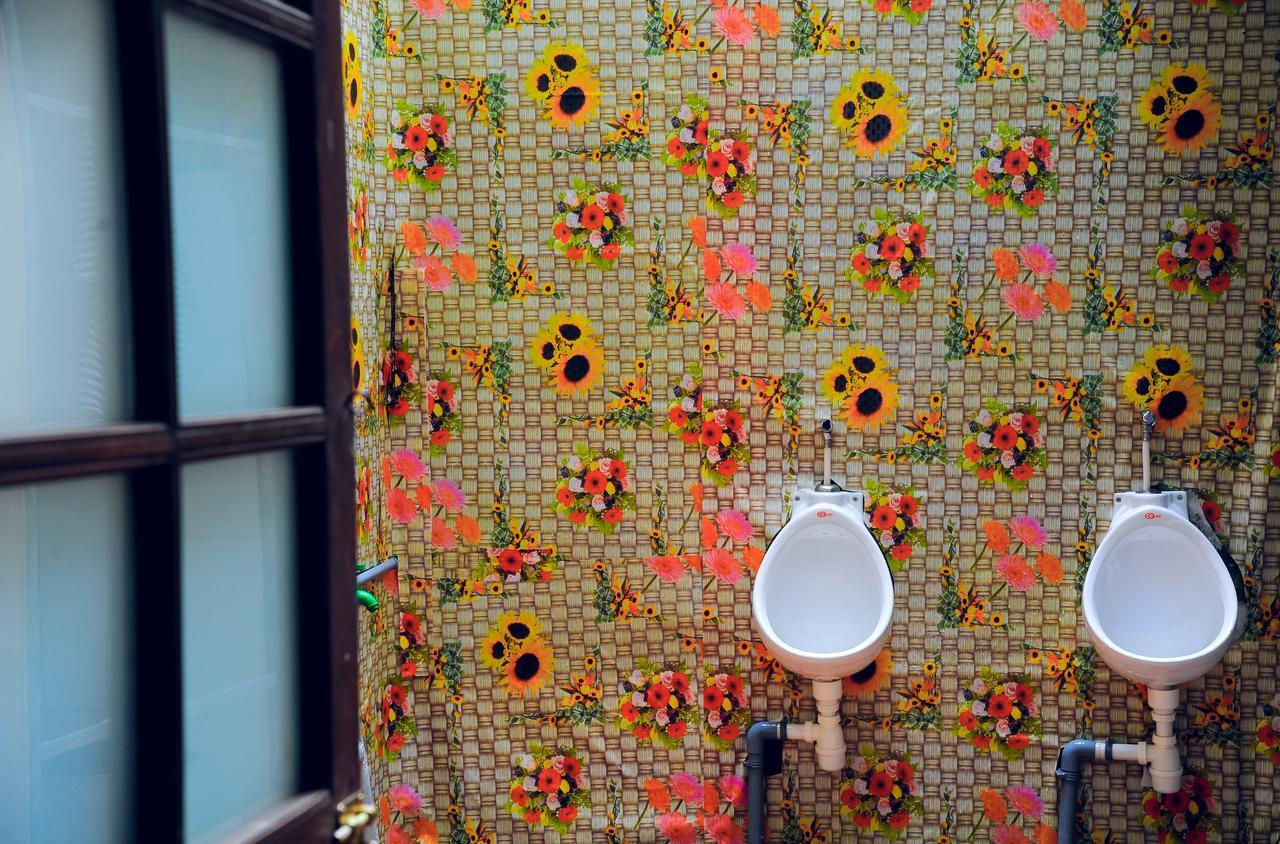 Queen Homestay Хюэ Экстерьер фото